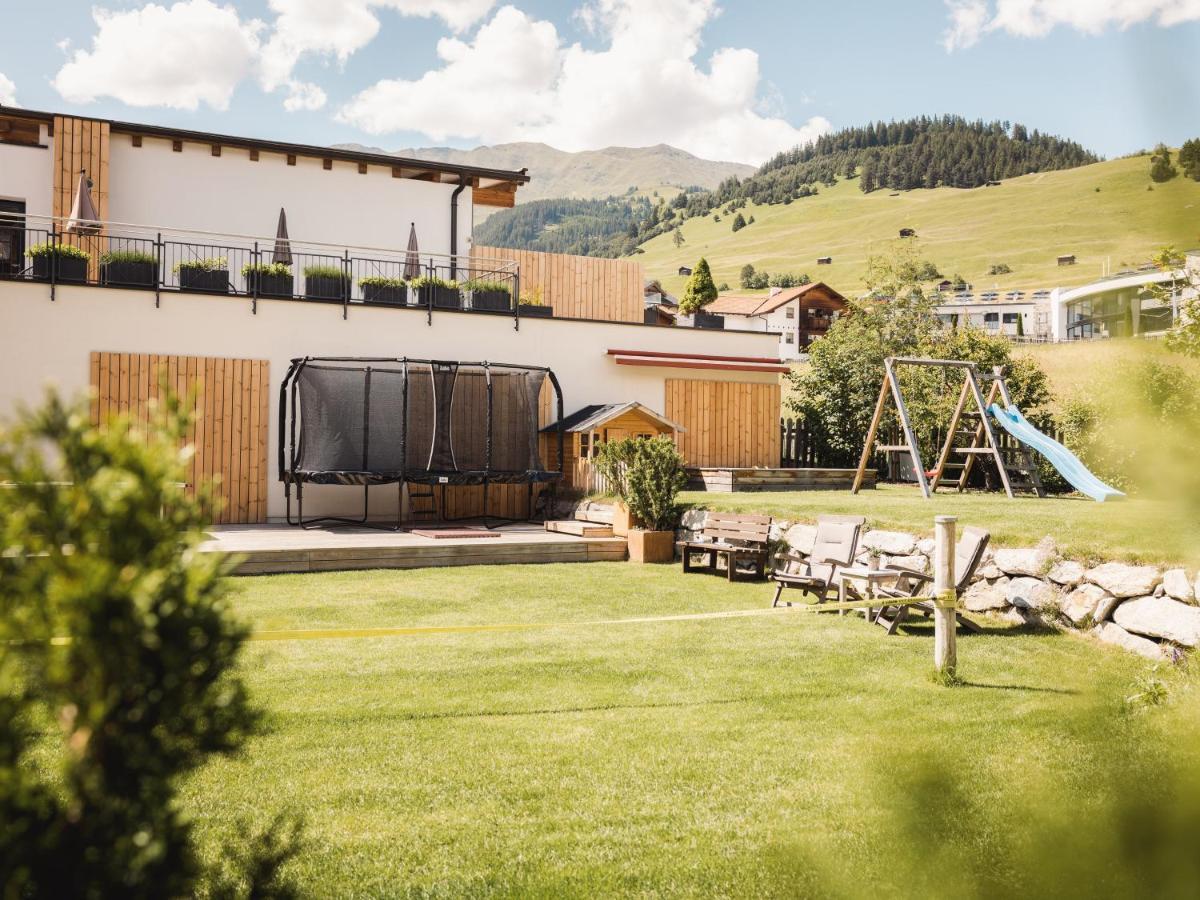 Alpina&More Apartments I Zimmer Serfaus Exterior photo
